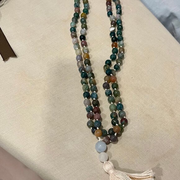 Multi colored bead necklace - Picture 4 of 4